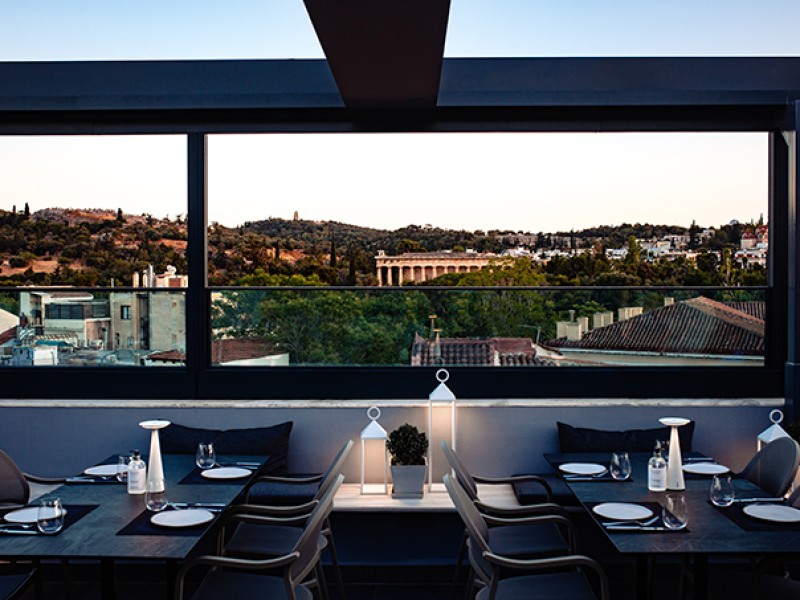 Motorised roofs and glass systems @ Mira-Me boutique Hotel, Athens
