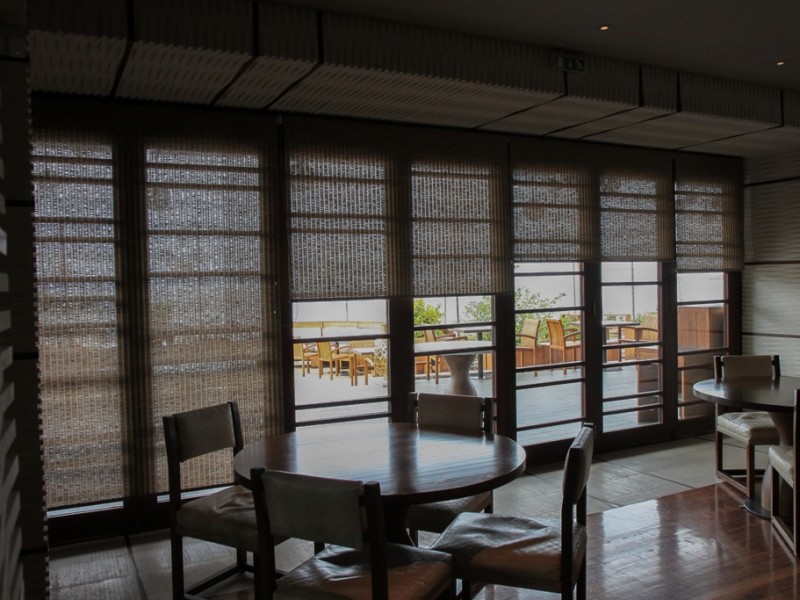 Natural fabric roller blinds @ Matsuhisa, Four Seasons, Vouliagmeni